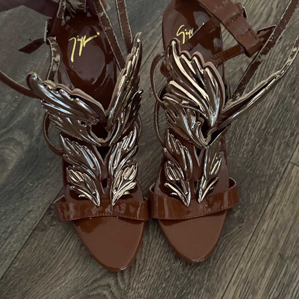 Giuseppe Zanotti Metallic Brown Winged Heels
